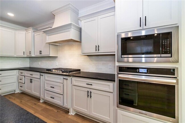 Building Photo - 1308 Cittadella Ave