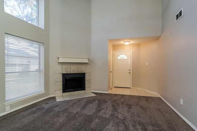 Building Photo - 4831 Tealgate Dr
