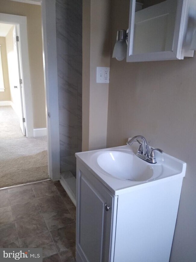 Foto del edificio - 6 Salem Ave