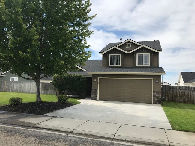 Foto del edificio - 11873 Gambrell~Beautiful Bi-Level Home Min...