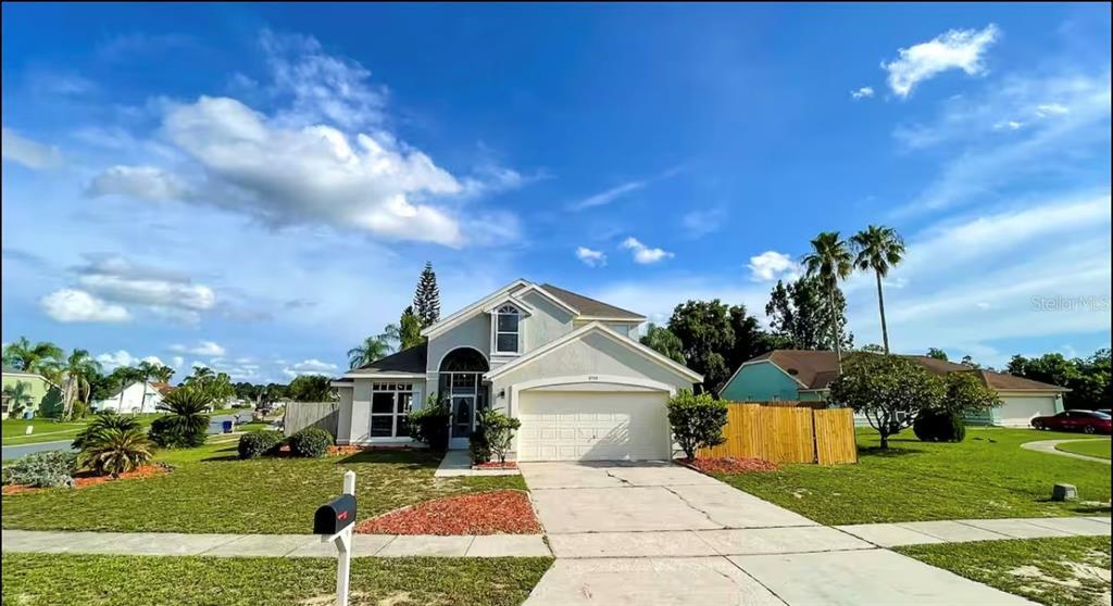 Foto principal - 8700 Eton Ct