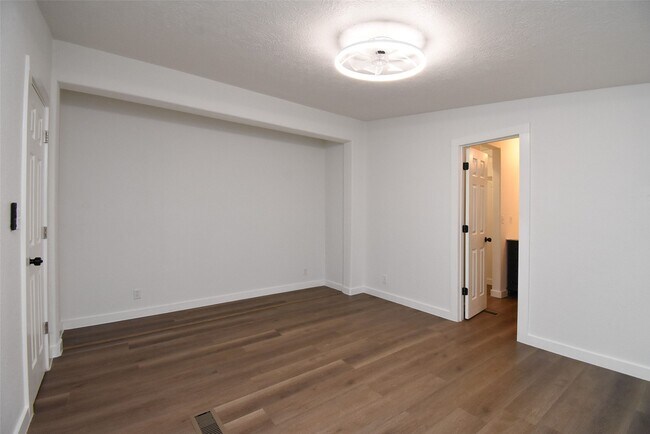 Foto del edificio - 26257 Red Oak Ln