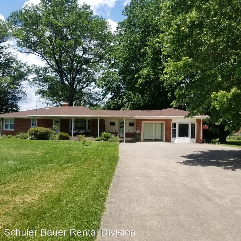 Primary Photo - 2 br, 2.5 bath House - 2407 Middle Rd.