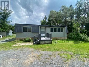 Building Photo - 7594 Flewellyn Rd