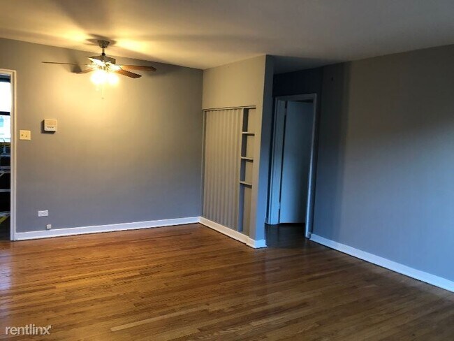 Foto del edificio - 6218 N Whipple St