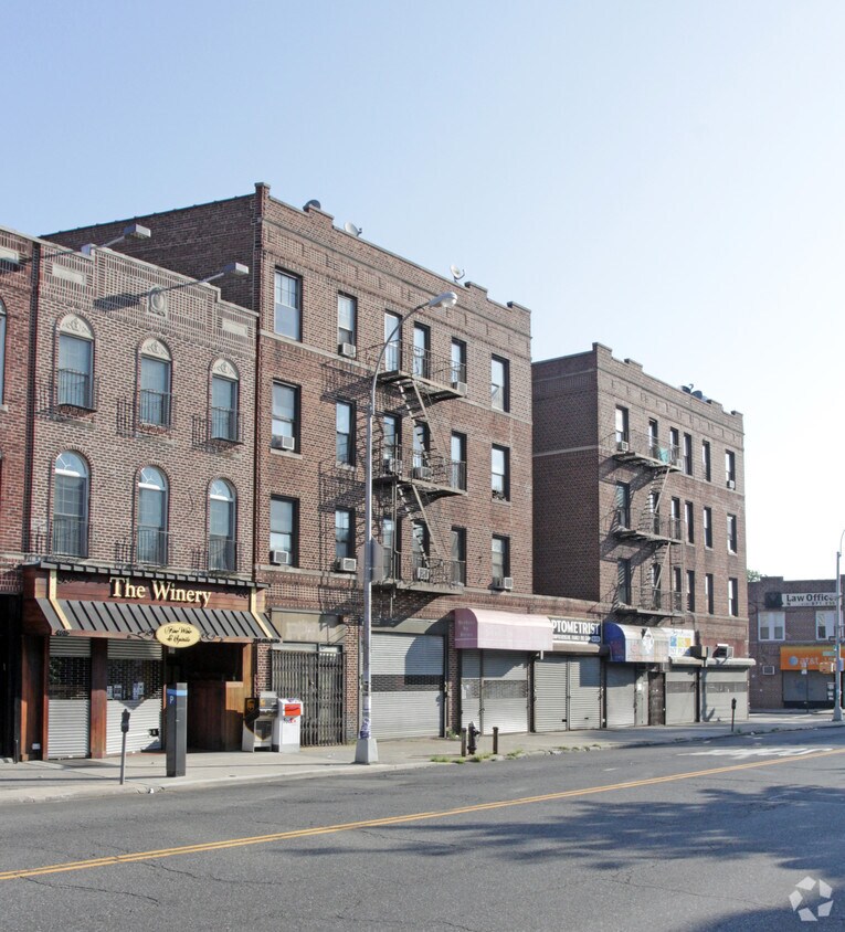 Building Photo - 4602-4610 18th Ave