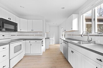 Building Photo - 31 Fenwick St