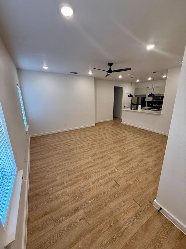 Foto del edificio - 5801 Virginia Ave