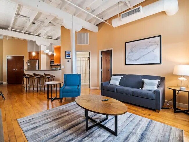 Foto del edificio - 1133 W 9th St