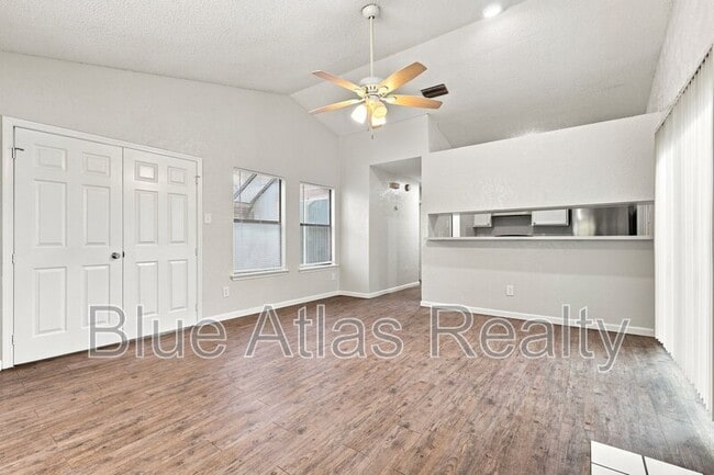 Building Photo - 10324 Whitingham Dr