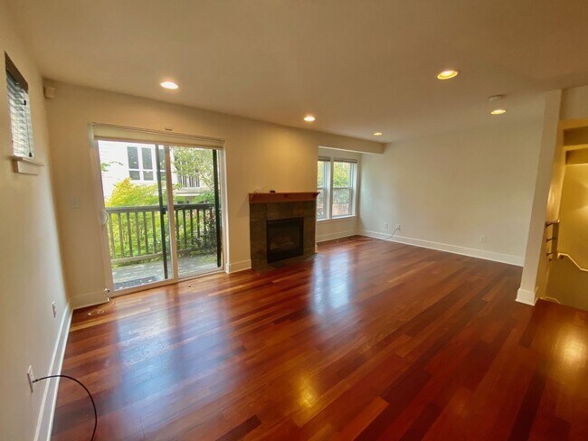 Foto del edificio - 3Bd/2.5Ba Seattle Townhouse