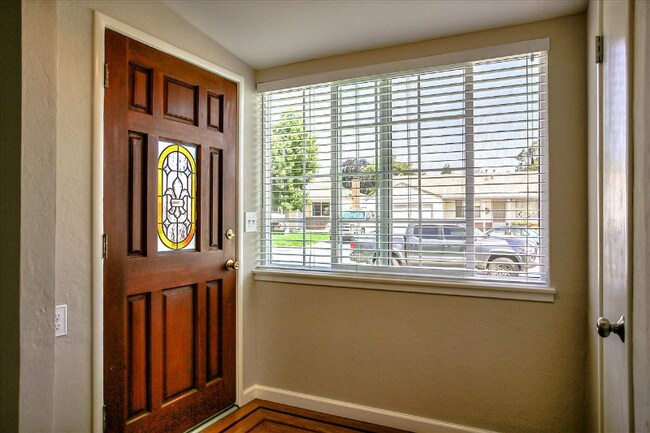 Building Photo - 2502 S 172nd Ln