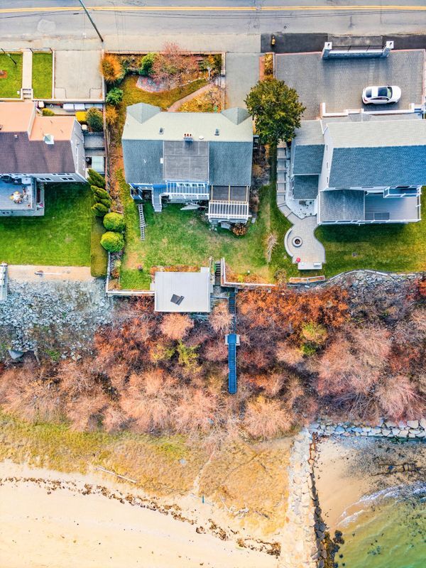 Building Photo - 85 Regatta Rd