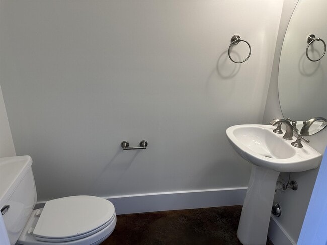 Foto del edificio - 444 S Blount St