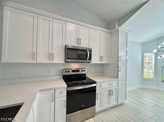 Foto del edificio - 12396 Kelly Sands Way
