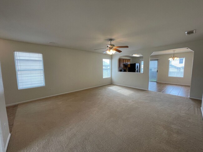 Foto del edificio - 3-Bedroom House for Rent in Killeen, TX