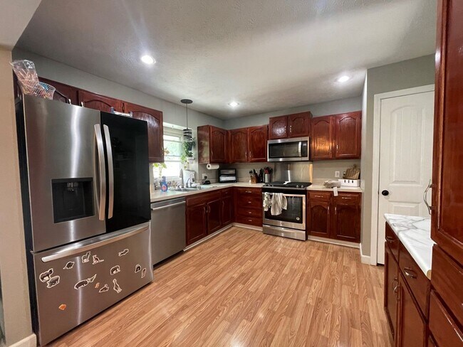 Foto del edificio - Bellevue Home For Rent!