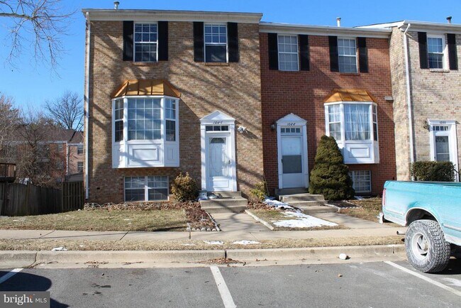 Foto del edificio - 1086 Travis Ln