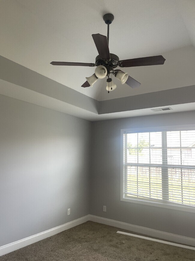 Foto del edificio - 599 Kicker Ct