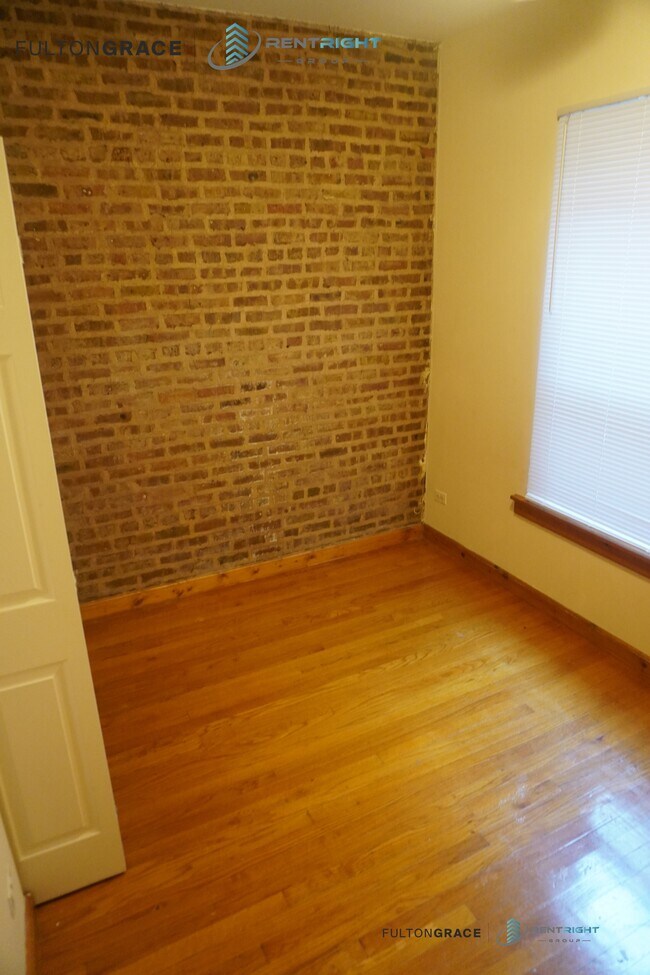 Foto del edificio - 6355 N Lakewood Ave