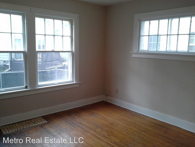 Building Photo - 4632 Lafayette St