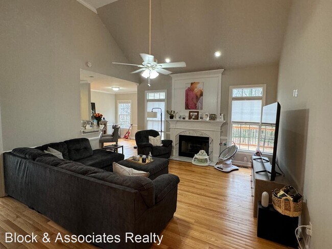 Foto del edificio - 3 br, 2 bath House - 605 Coley Farm Road