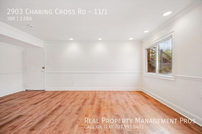 Foto del edificio - 2903 Charing Cross Rd