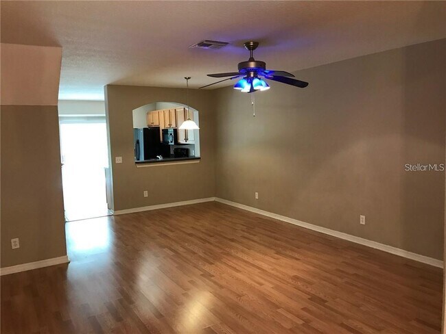 Foto del edificio - 15776 Fishhawk Falls Dr