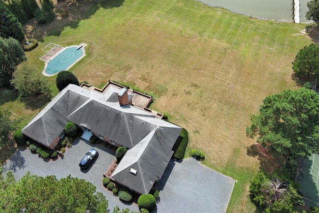 Building Photo - 9338 Bantry Rd