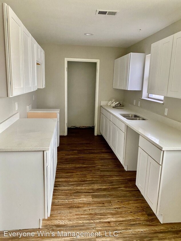 Primary Photo - 3 br, 2 bath House - 3802 Finley Road