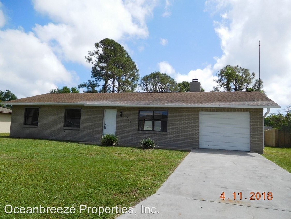 Foto principal - 3319 Pine Tree Dr