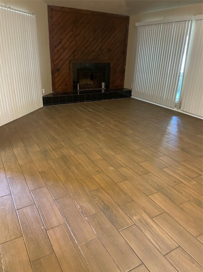 Building Photo - 12419 Sungate Ln