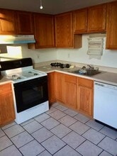 Building Photo - 6211 Kentucky Ave