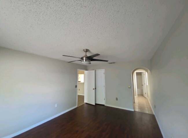 Building Photo - 6908 Waterbrook Ct