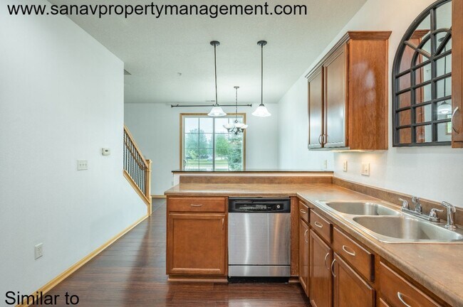 Building Photo - "Charming Family Haven: 2-Bed, 1.5-Bath Home with Versatile Loft in Prime Location"