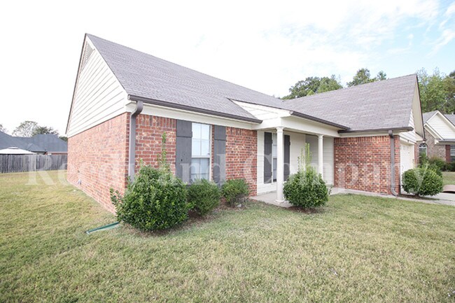 Building Photo - 8911 Rasco Hills Cv