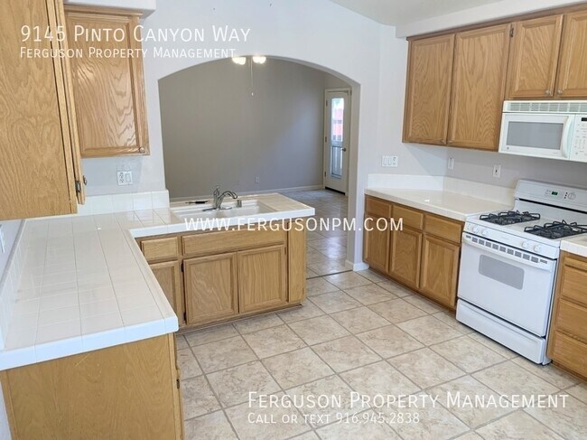 Building Photo - 9145 Pinto Canyon Way