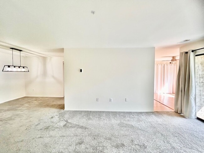 Building Photo - Welcome to your hidden Oasis!