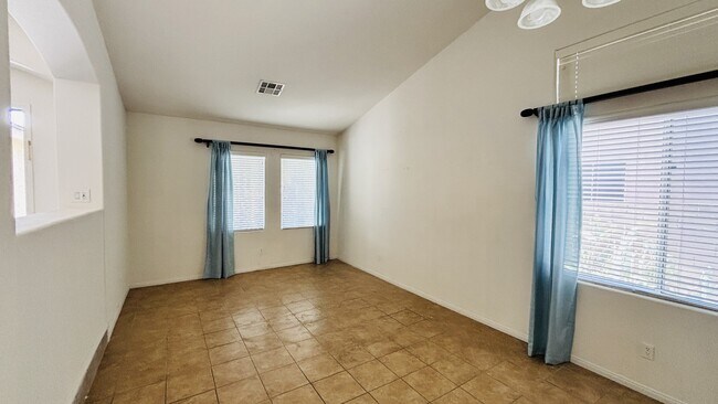Foto del edificio - 2316 Tedesca Dr