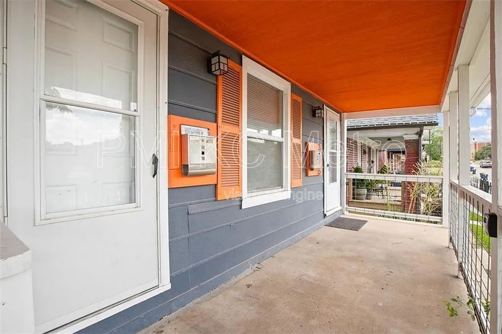 Foto principal - 3416 Anderson Ave