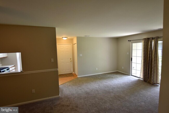 Foto del edificio - 1207 Hawthorne Ct