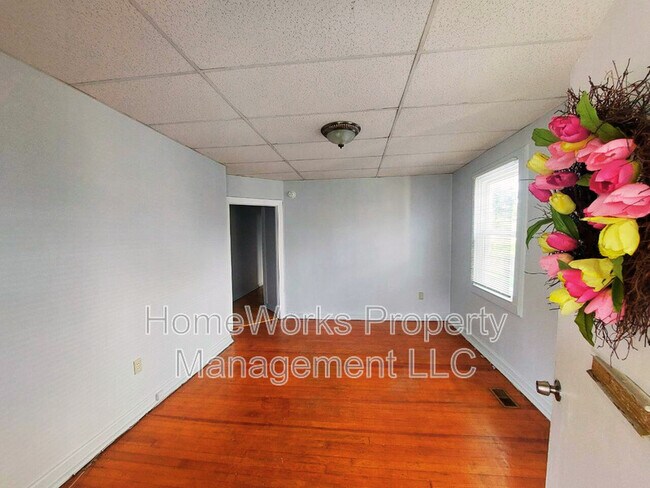 Building Photo - 3404 Alto Rd