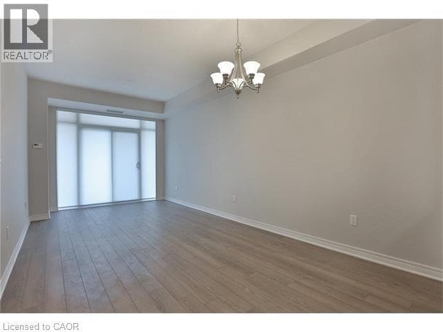 Photo du bâtiment - 216 Oak Park Blvd