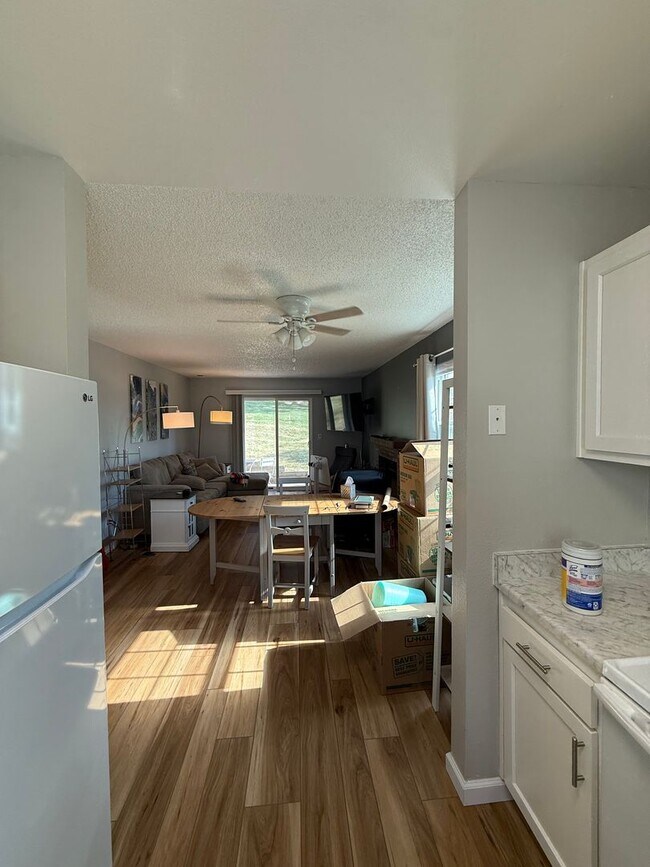 Foto del edificio - Spacious 2bd/2ba Condo- Lakewood CO, Available 7/10/26!