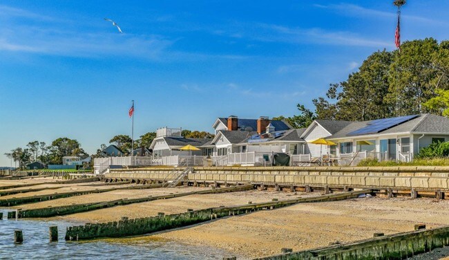 Building Photo - 500 Beach Ct