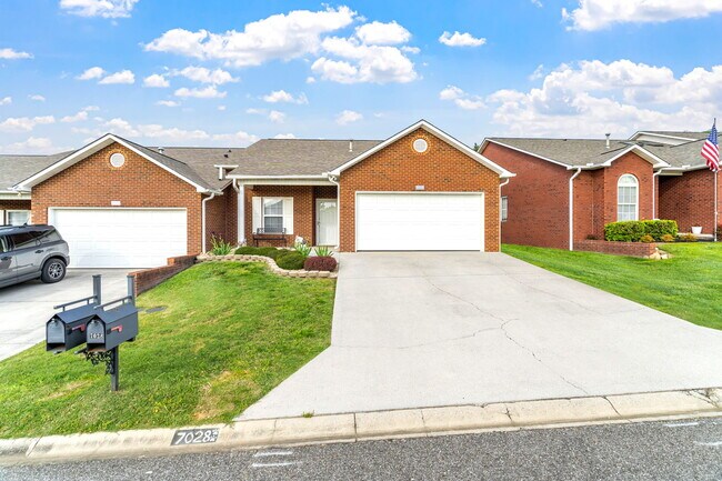 Building Photo - 7028 High Alpine Ln