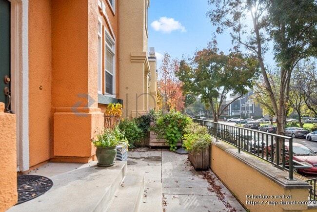 Building Photo - 3583 Madison Common