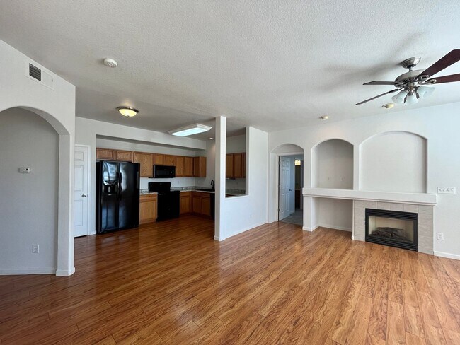 Building Photo - 3758 Ponderosa Ct