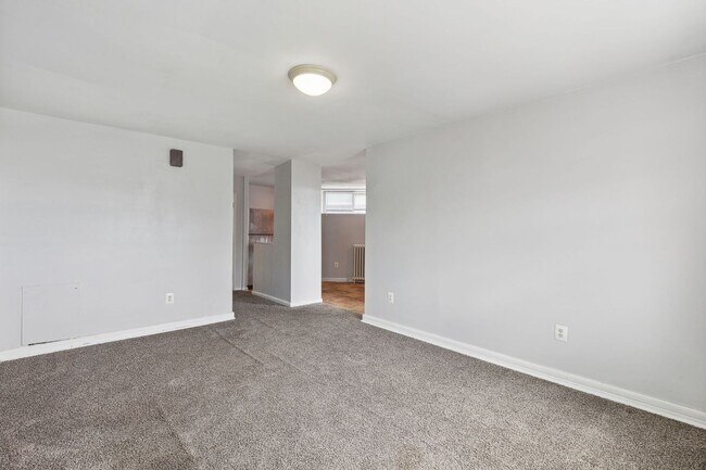 Foto del edificio - 5615 Upland Way