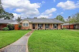 Building Photo - 4327 Wigton Dr